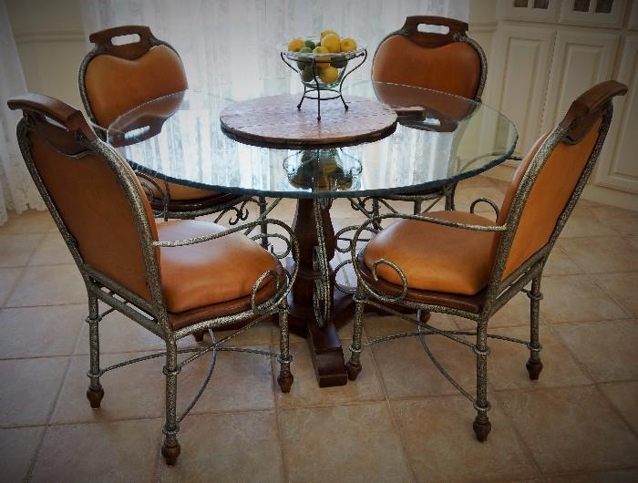 Breakfast nook table for 4