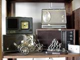 Vintage Radio's, all working