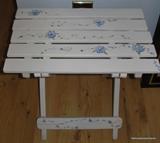 Fold up shabby chic table