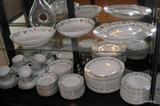 Noritake "vintage" pattern dinnerware