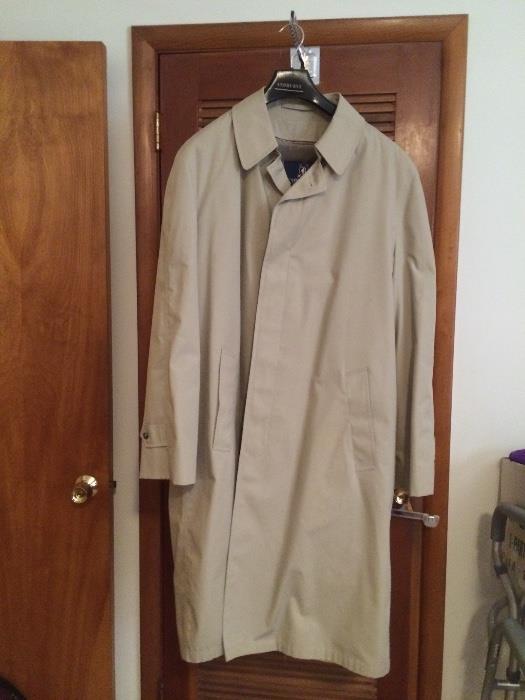 Men's trenchcoat with a removable fleece lining