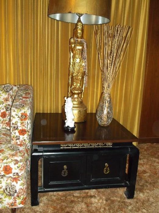Matching oriental end table and lamp