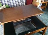Gorgeous Bassett coffee table that lifts