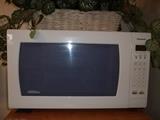 microwave oven