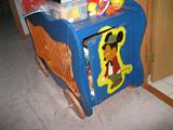 another shot of the toy box