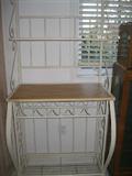 white and varnished wood bakers rack, great condition