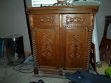 wonderful ornate singer sewing cabinet