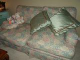 loveseat w/matching sofa