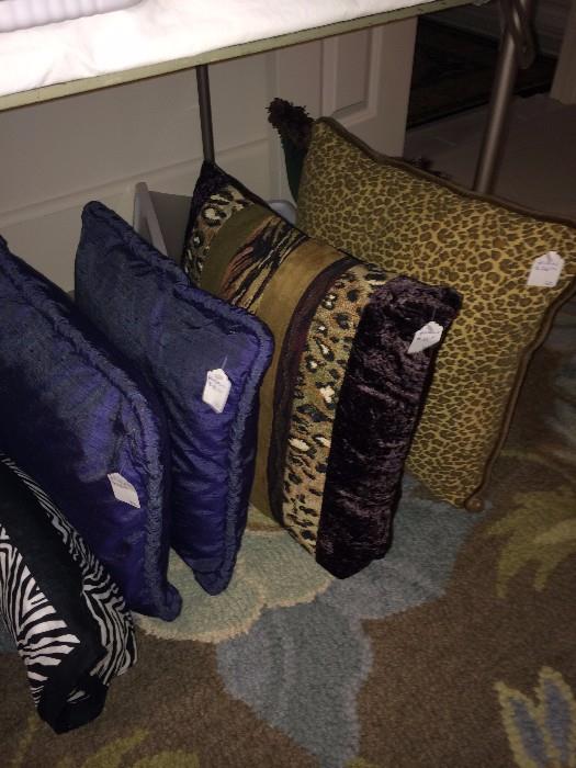 Great pillow selections