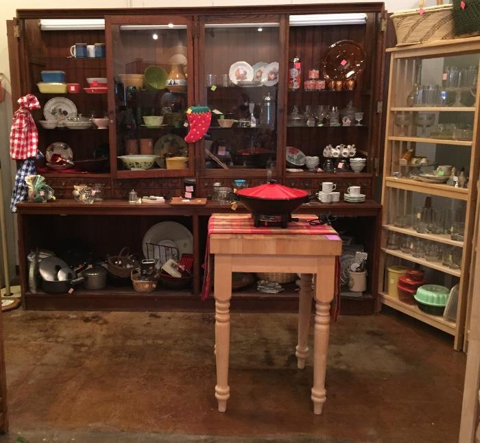 Vintage kitchen -- Pyrex, Calphalon, small appliances, Tupperware, glassware, butcher block, more.