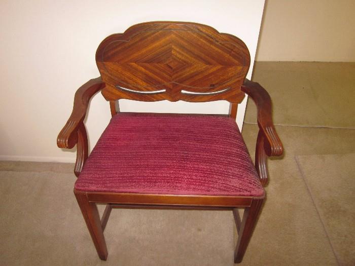Vintage chair - great addition for the foyer or bedroom