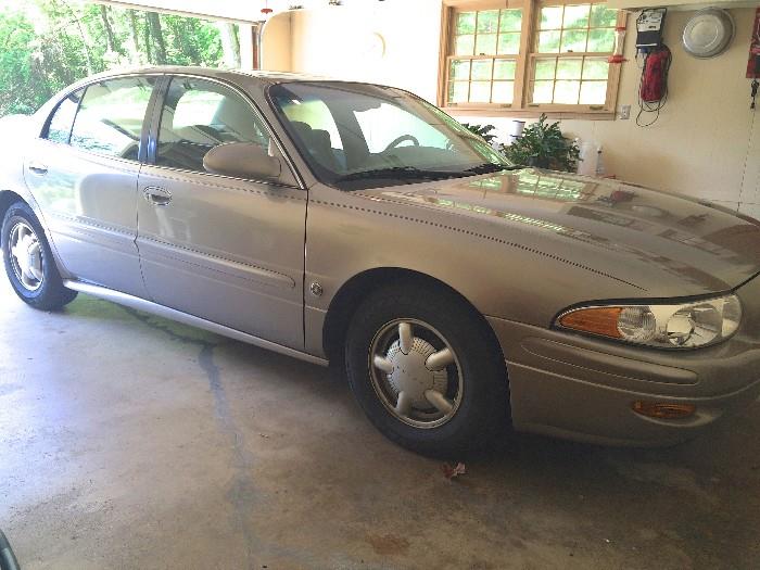 2000 Buick LeSabre never stored outside garage, with 101,400 miles