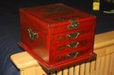 Jewelry box