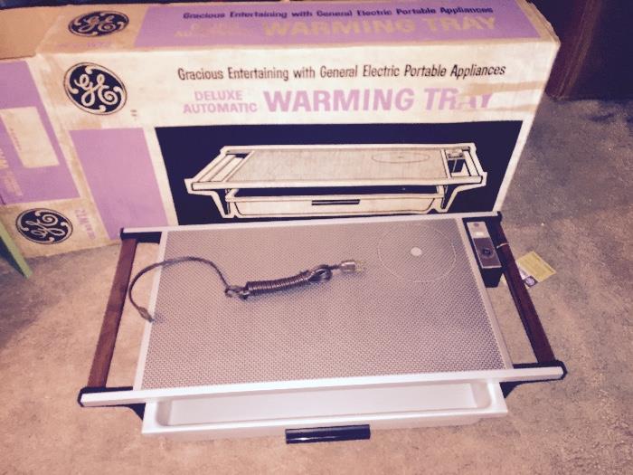 GE Warming Tray New in Box Old Stock with original tag never opened or used
