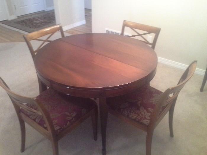 Smaller High Quality Estate Ne Of Colo Springs Starts On 5 28 2018 Round Dining Room Table Has We Think Two Leaves Set Of 4 Matching