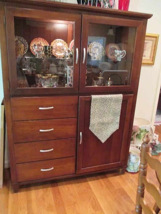 Broyhill Cabinet-Perfect Condition