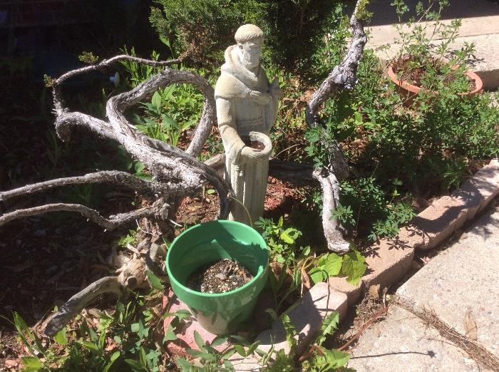 OUTDOOR POTTERY, ST. FRANCIS STATUE
