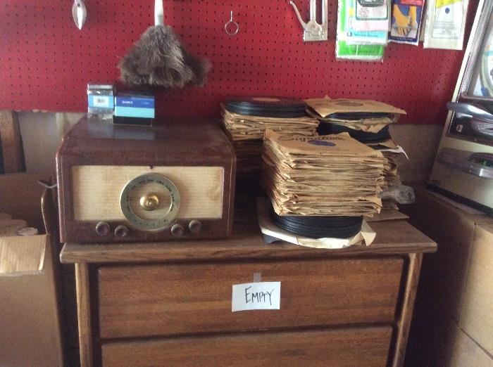 VINTAGE STEREO AND OLD VINYL