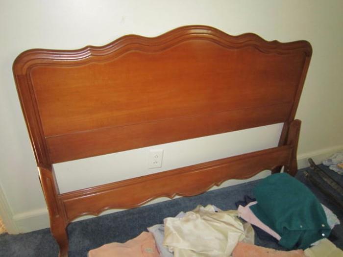 Full bed frame