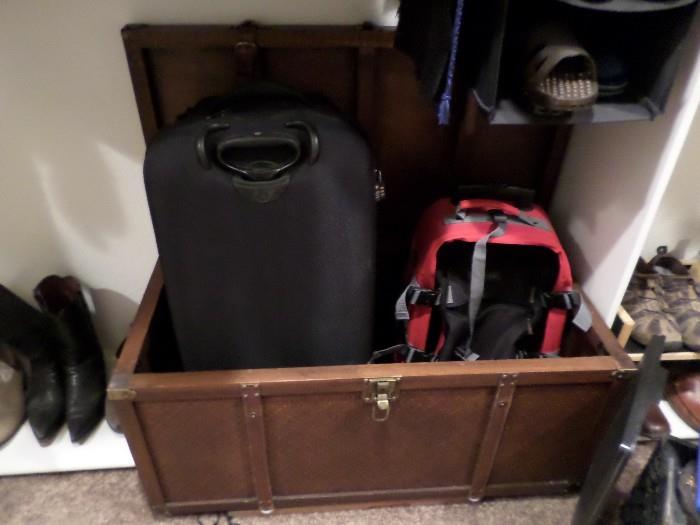 Trunks & luggage
