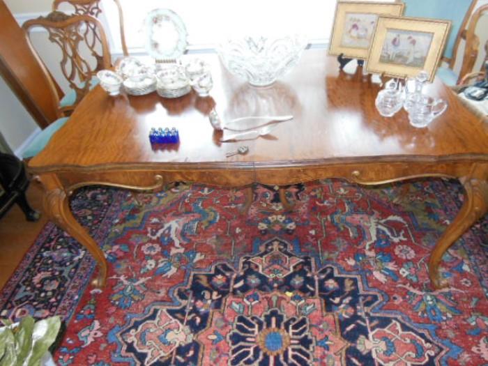 French style dining table with two arm chairs and side chairs 