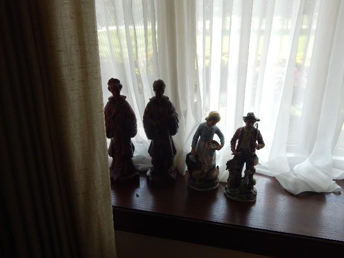 more mid century figurines.