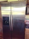 KITCHENAID STAINLESS SIDE BY SIDE REFRIGERATOR FREEZER WITH ICE AND WATER
