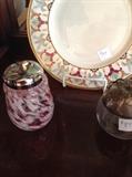 art glass sugar shaker