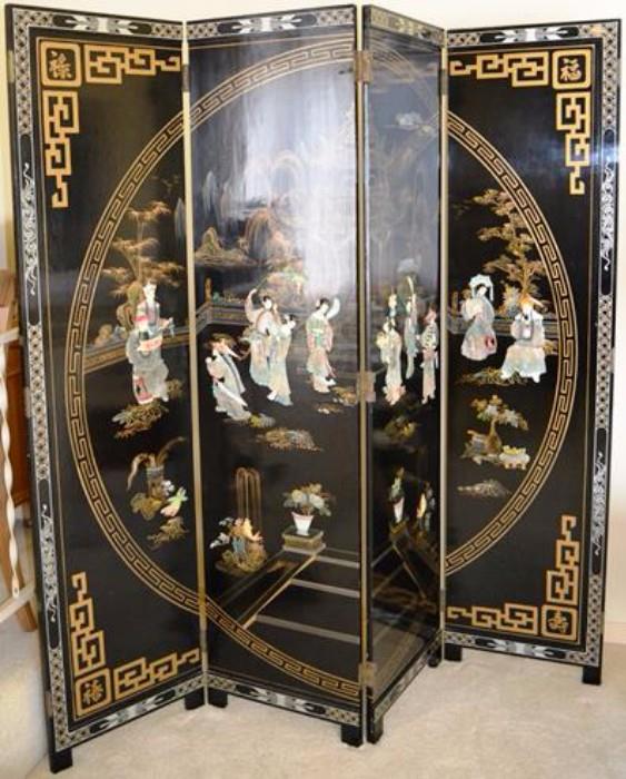 4 panel Asian lacquered room screen