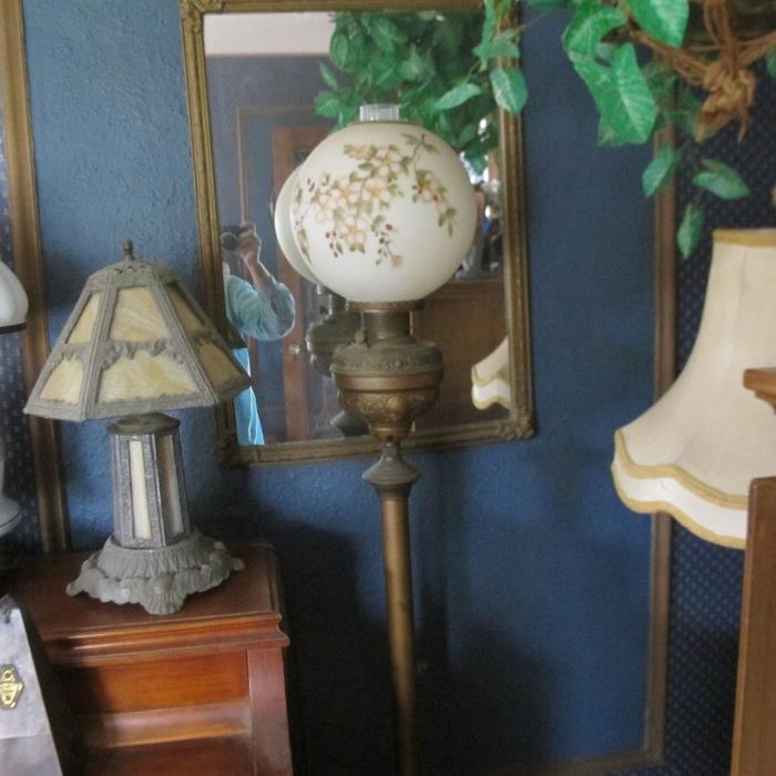 POSSIBLE TIFFANY LAMP WILL KNOW FOR SURE BY SALE