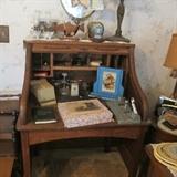 ANTIQUE ROLL TOP DESK