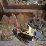 COLLECTION OF PERFUME BOTTLES