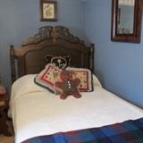 VICTORIAN OR EARLIER BED