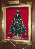 Christmas tree made with vintage jewelry