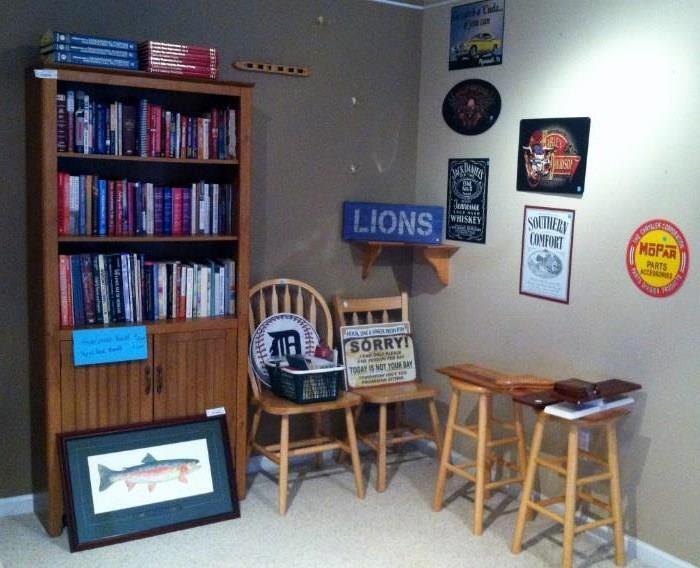 metal wall art, asst. chairs and stools