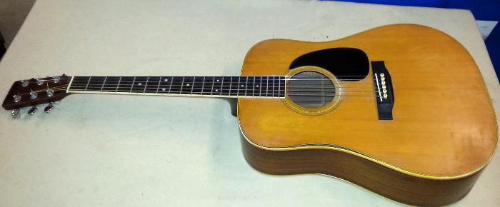 Martin D 35 Guitar