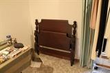 Twin bed no rails