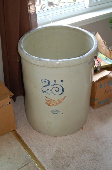 25 gallon Red Wing crock in perfect condition!