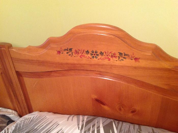 #126 Broyhill Double Bed with Adjustable headboard to queen size. W60xD70xH42.5  $200