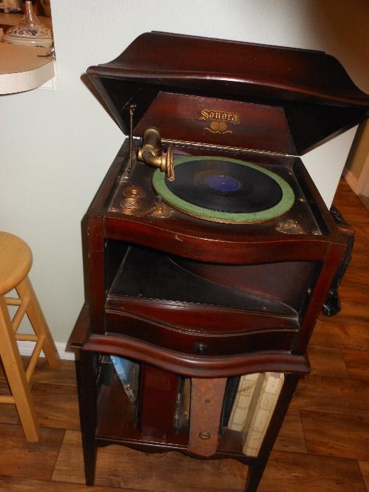 Senora Phonograph
