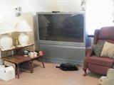 Television DOES NOT work, for parts only. Thanks.
