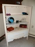 Cute hutch