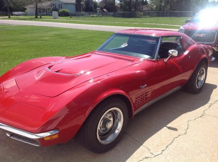 1972 Corvette Stingray- 350 V8 with 78,000 miles.  $22,500...available for pre-sale purchase!