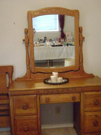 1950's Oak Dresser, Finish is in excellent condition!