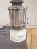 1936 Coleman lantern with mica globe