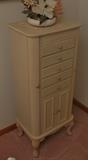 PAINTED WHITE JEWELER CHEST  
 

