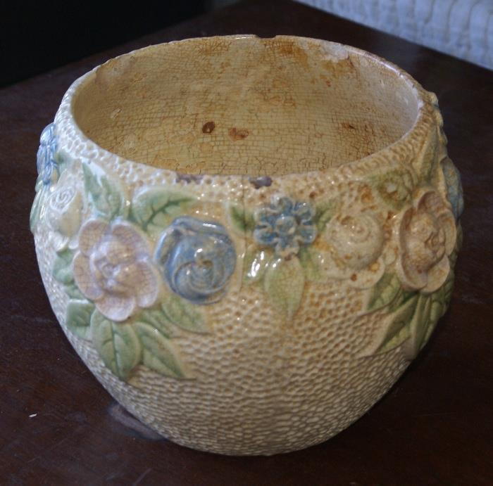 Large Roseville Pottery Pot As-is