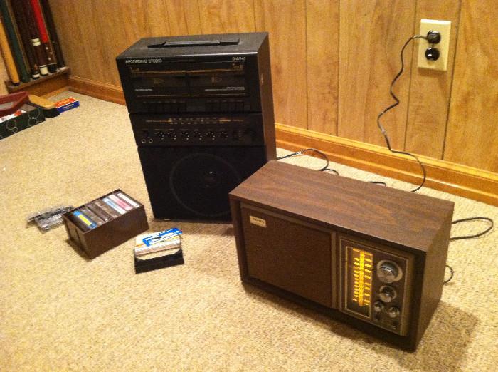 Various vintage stereos, tested, they work.