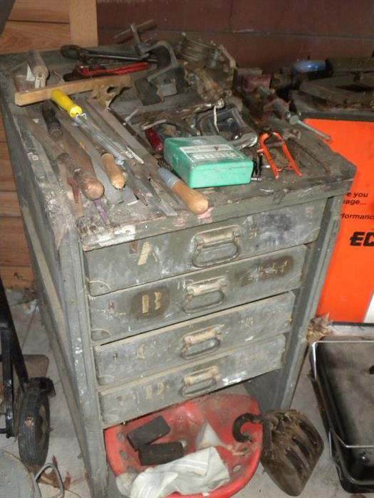 GREAT TOOL CHEST AND MORE HAND TOOLS