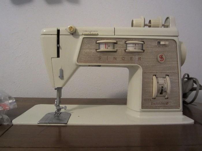 Singer Touch and Sew Deluxe Zig-Zag 750